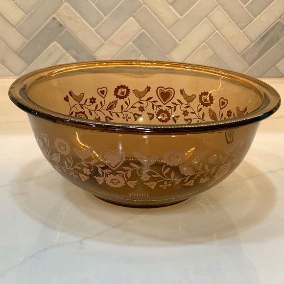 Vintage Pyrex Friendship Birds Hearts Flowers Amber Brown Bowl - Picture 1 of 14